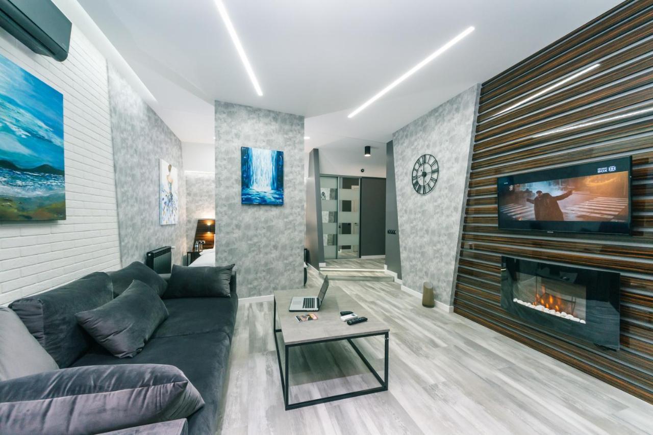 Luxury Apartments Arena Guliver Kiev Exterior foto